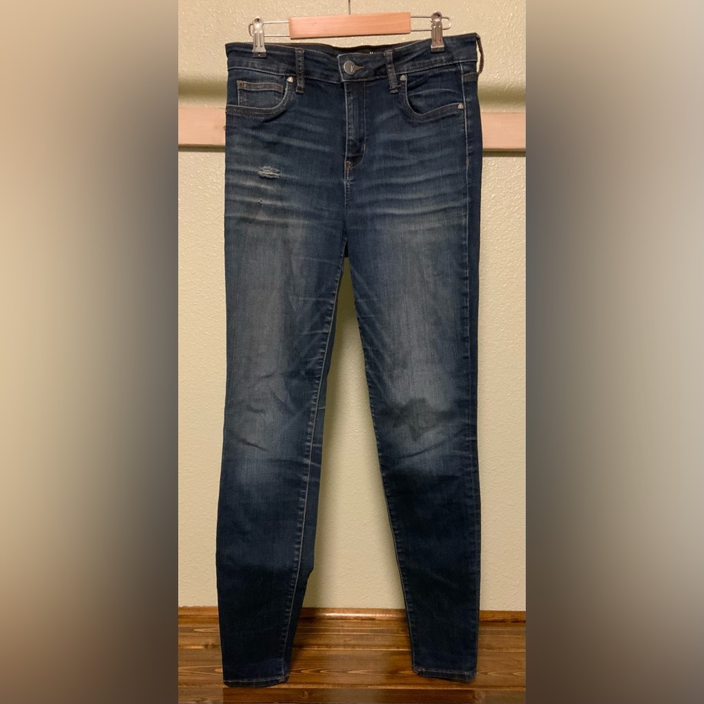 KUT stretchy blue jeans size 8